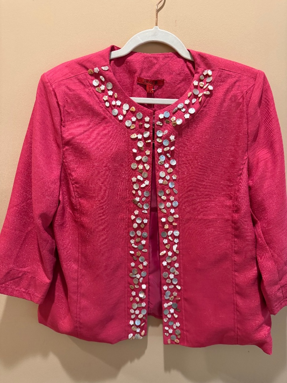NEW JONI B SIZE L PINK JACKET 3/4 SLEEVE WITH MOTHER OF PEARLS DETAILED TRIM